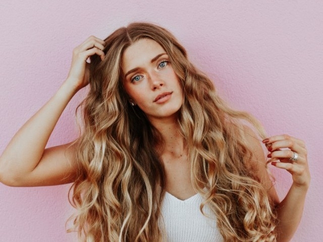 How to Save Money on Hair Extension Appointments